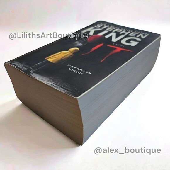IT :A Novel by Stephen King (U001) - Picture 6 of 13